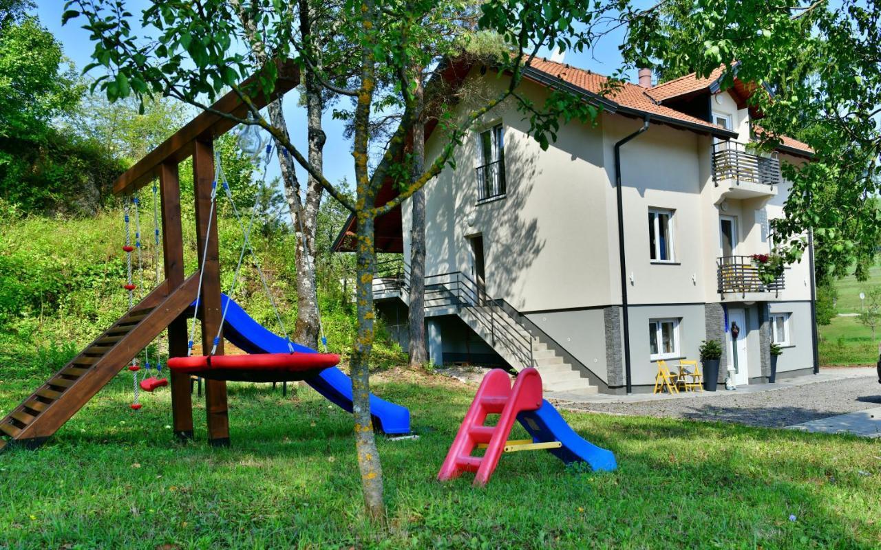 Apartmani Zagi Rakovica Exterior foto